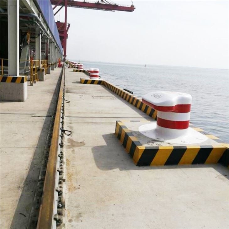shipping bollard